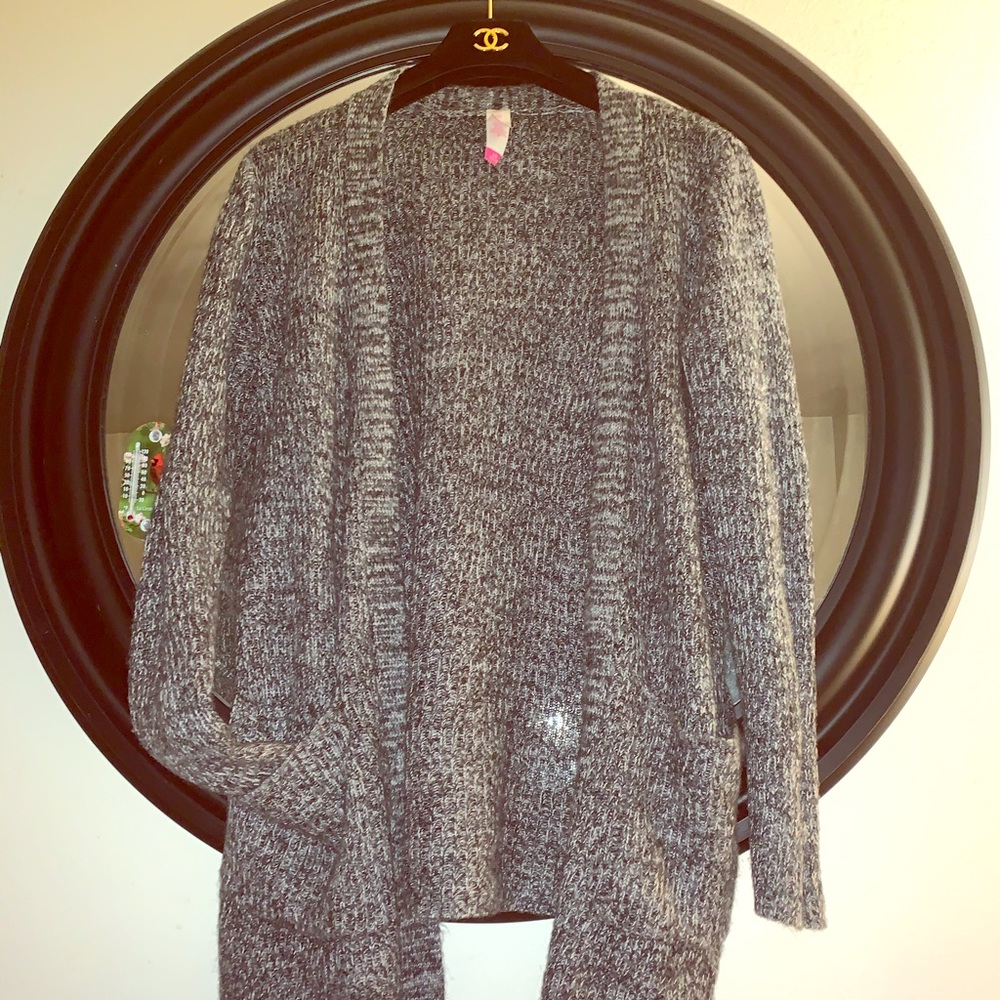 Blended , White , Black & Gray Cardigan W/Pockets